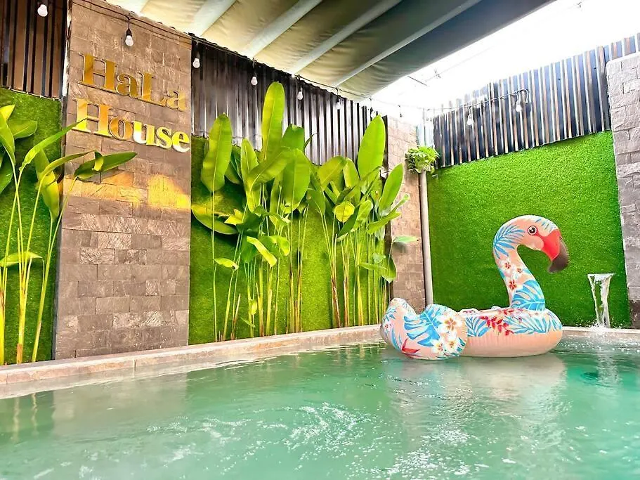 Hala House Villa Da Nang 0*,  Vietnam